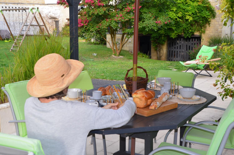 Food & Drinks 3, Chambre Gargantua Le dolmen, Indre-et-Loire