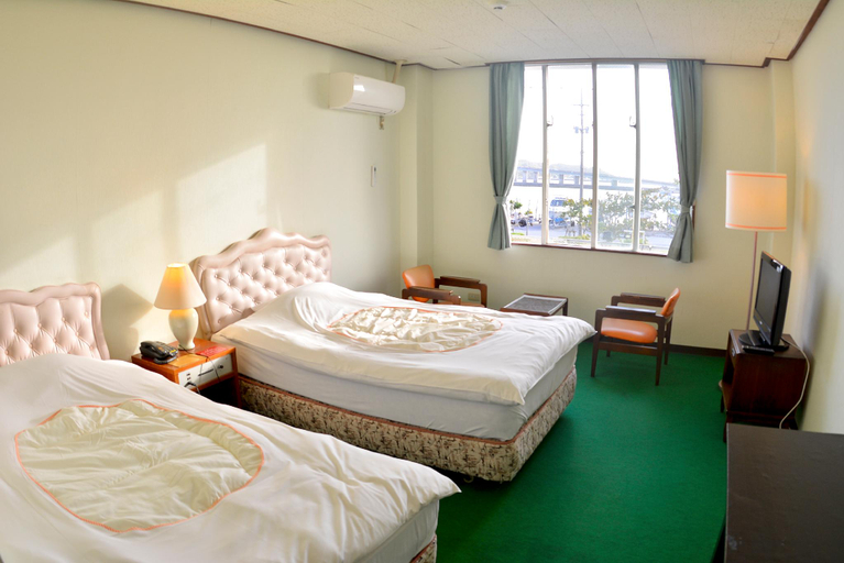Bedroom 4, Kanko Business Hotel Heian, Uruma