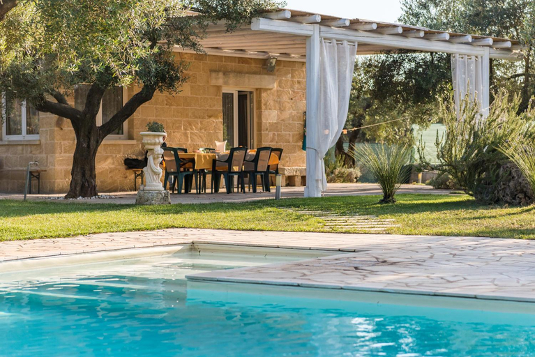 Others 5, Villa Safiria, Lecce