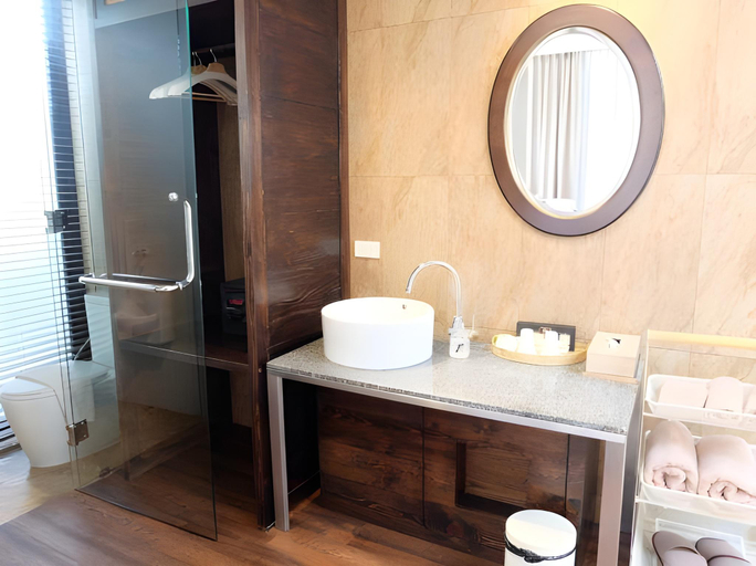 Bathroom 4, Nhapha Khao Yai Resort, Pak Chong
