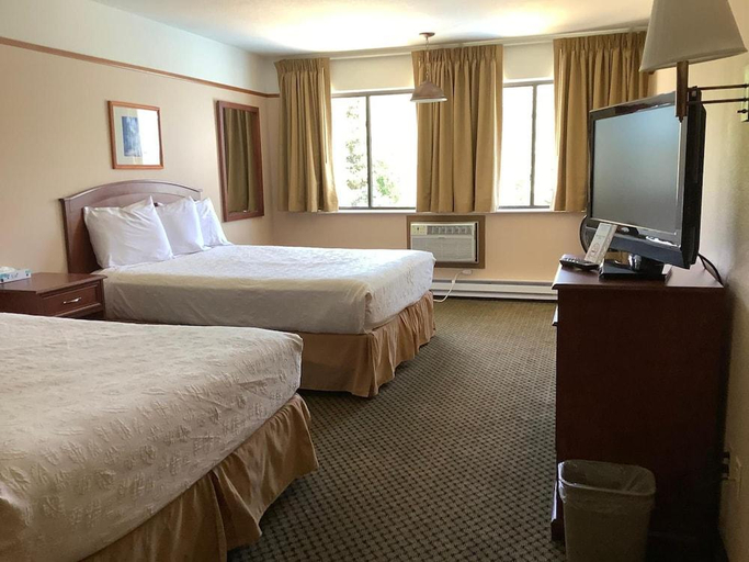 Bedroom 3, Luxury Inn & Suites, Summit