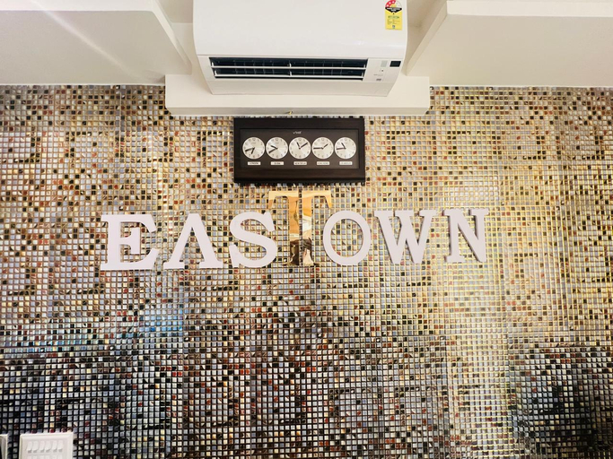 Bathroom, EAST TOWN HOTEL, Palakkad