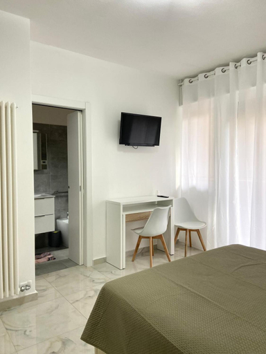 Bedroom, A-B House, Padua