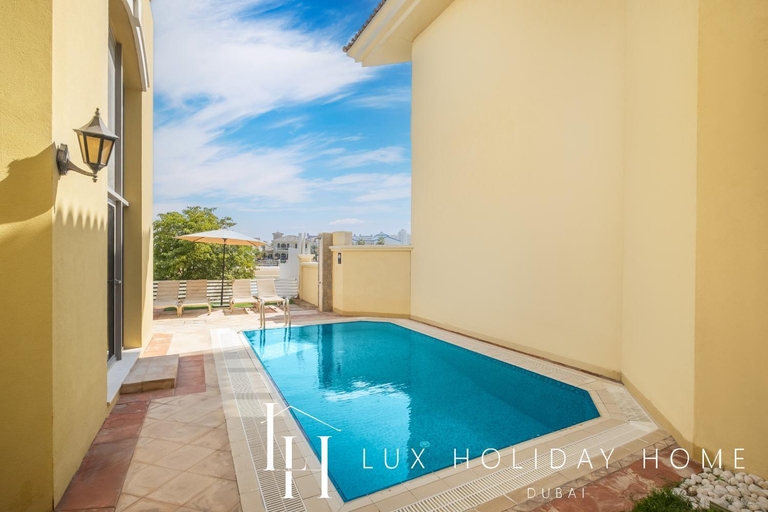 Sport & Beauty 2, LUX - The Ocean Pearl Villa, Dubai
