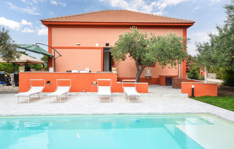 Sport & Beauty 2, Beautiful Home In Castellammare Del Golf, Trapani