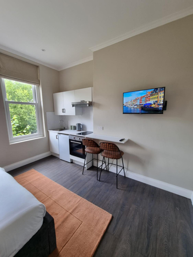 Bedroom, The Ivy Apartments, Poole