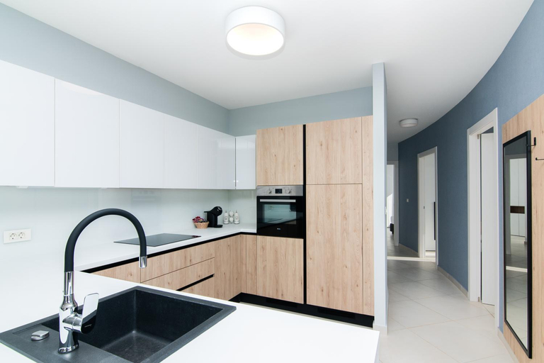 Others 2, Supreme Apartments Adriatico with Sea View, Umag