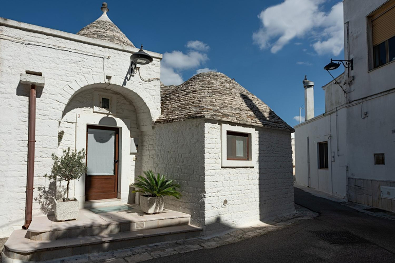 Others 4, Trulli Pietra e Sogni, Bari
