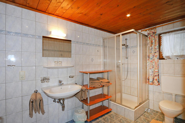 Bathroom, Apartment in Ischgl at the ski bus stop, Landeck