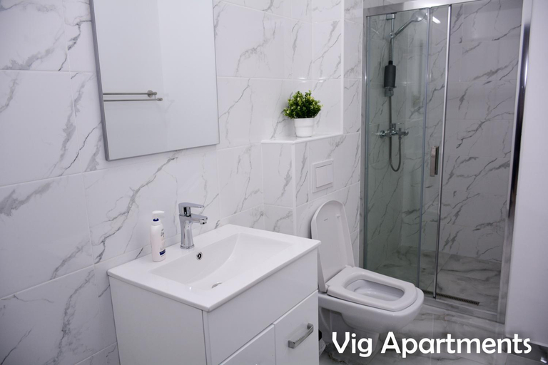 Bathroom 2, Vig Apartments, Timisoara