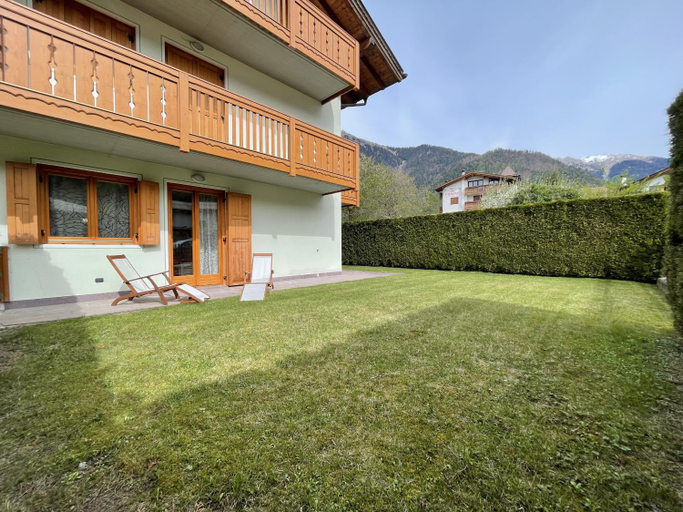 Exterior & Views 3, 094 Trilocale La Roggia, Pinzolo, Trento