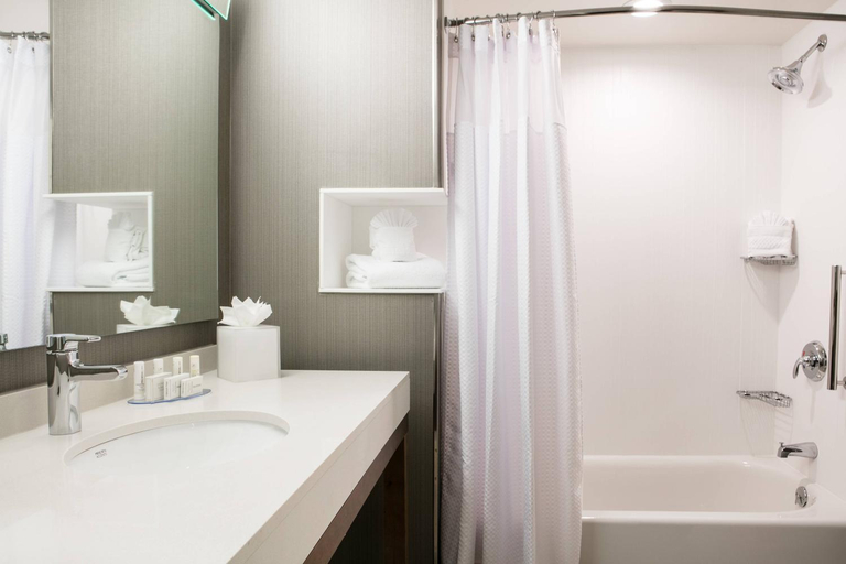 Bathroom 4, Courtyard Omaha Bellevue at Beardmore Event Center, Sarpy