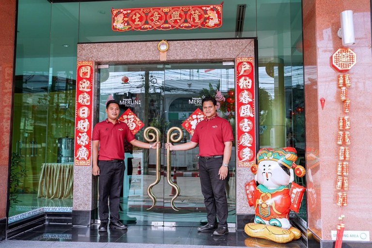 Exterior & Views, Merlin Hotel, Su-ngai Ko Lok