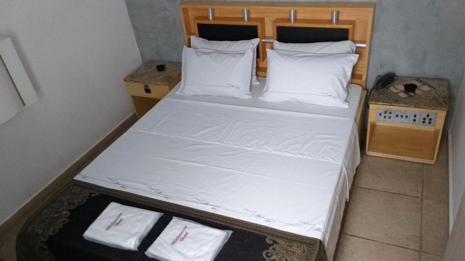 Bedroom 4, Millenium Hotel, São Paulo