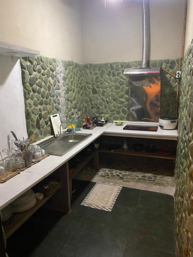 Bathroom 5, CLANDESTINO BEACH RESORT, Parrita