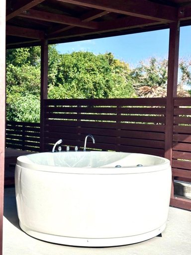 Hot tub 5, AZホテル Inn 奄美万屋 - Villa with private outdoor Jacuzzi, Amami
