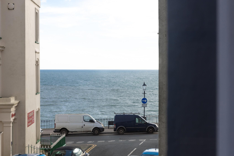 Others 4, Spinnaker - Close to Town, Sea Views, Pembrokeshire