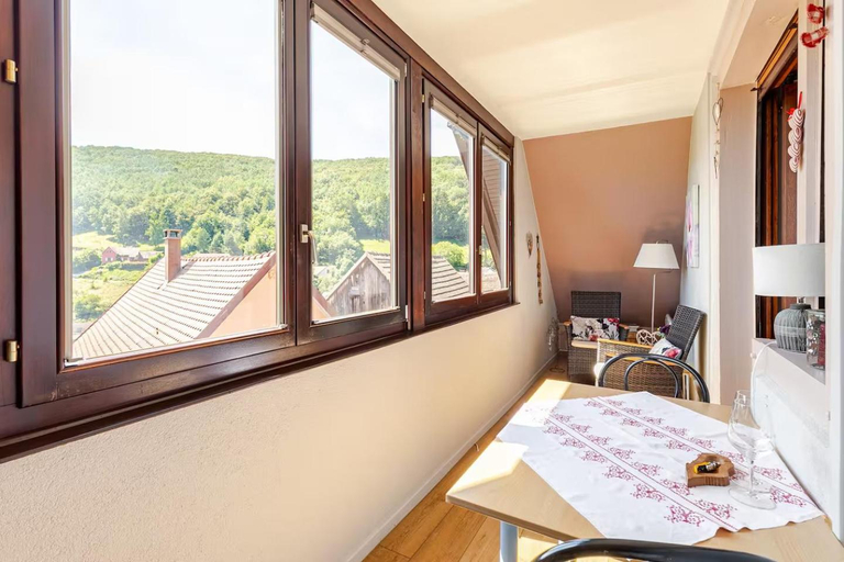Bedroom, Chambre du Vigneron - Domaine Leon BLEESZ, Bas-Rhin