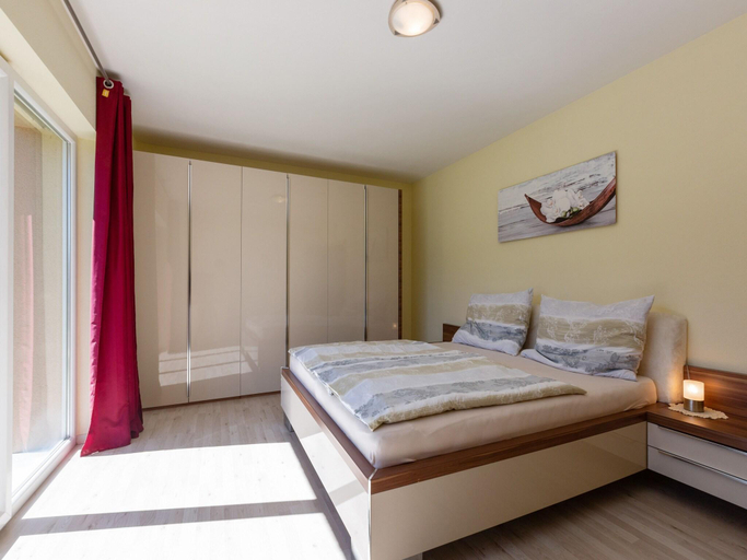 Bedroom 2, Bright flat close to the ski area, Zell am See
