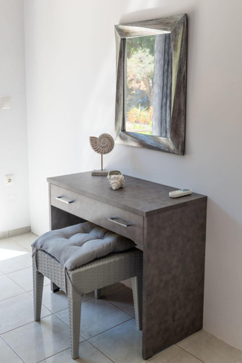 Others 4, Atlantic Cave Haven-Seaside, Fully Equipped, South Aegean