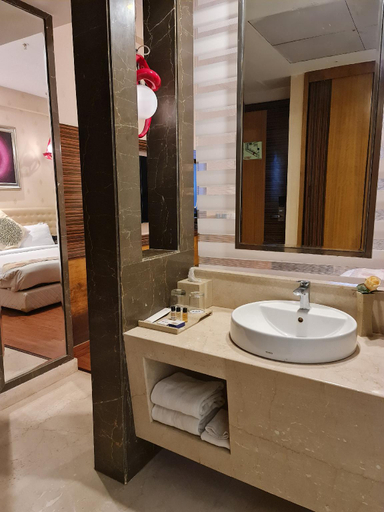 Bathroom 5, PAL HEIGHTS MANTRA, Khordha