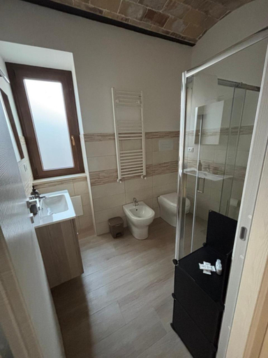 Bathroom 5, Dream House Castellana, Palermo