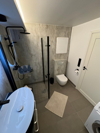 Bathroom 3, luxury Apartment by Skyactive, Tromsø