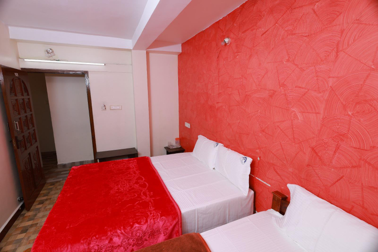 Bedroom 2, Seven Endue Cottages, The Nilgiris