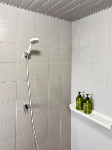 Bathroom 3, Kuukan guest house, Miyakojima