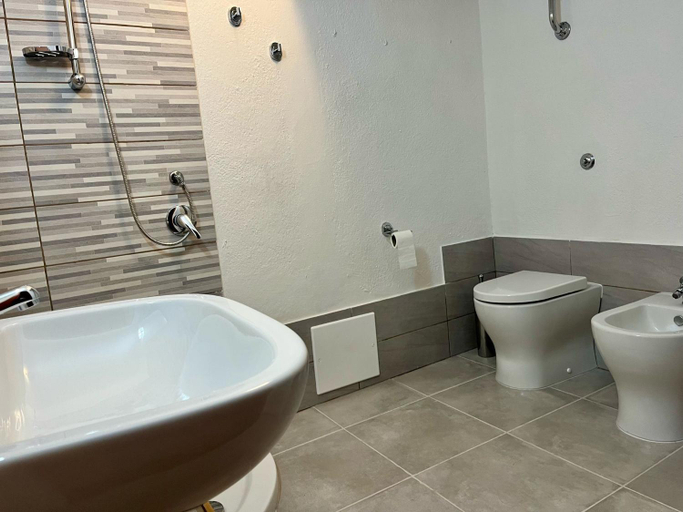 Bathroom 2, B&B Gennarcu, Ogliastra