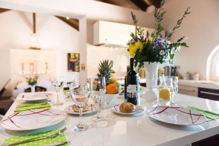 Food & Drinks 5, Villa Avoca - Four Bedroom Villa with Swimming Pool, Župa Dubrovačka