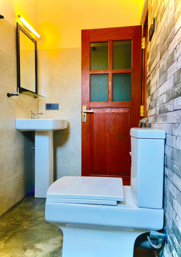 Bathroom 3, Simplex Sea Place, Tangalle