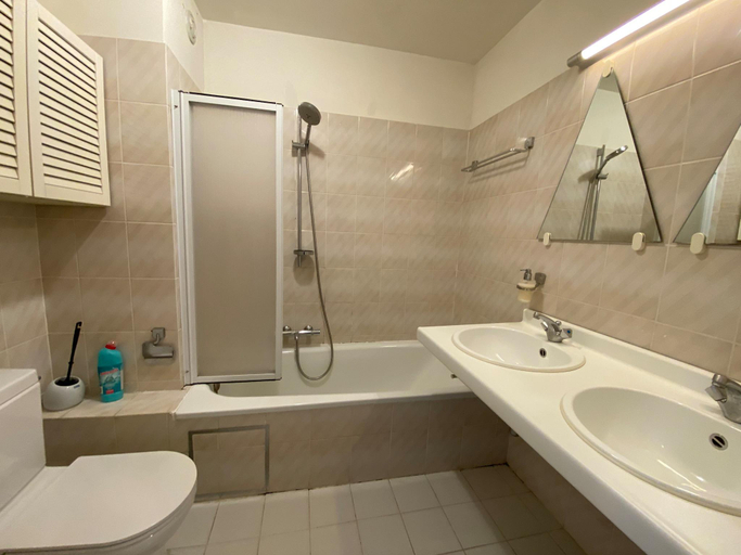 Bathroom, Apartment Nieuwpoort with Stunning Beach Views, West-Vlaanderen
