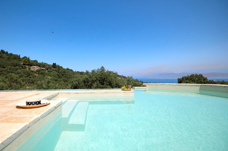 Facilities 4, Bee Tree Villa in Corfu, Ionian Islands