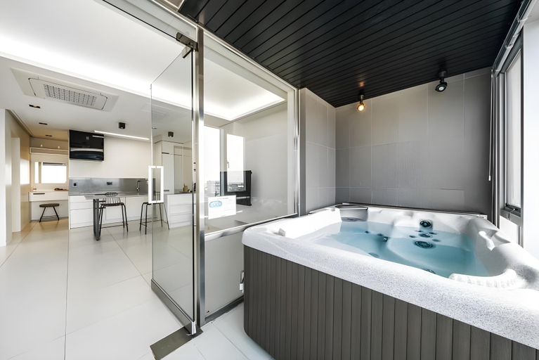 Bathroom 3, Taean (Anmyeondo) Indigo Nine Pool Villa, Taean