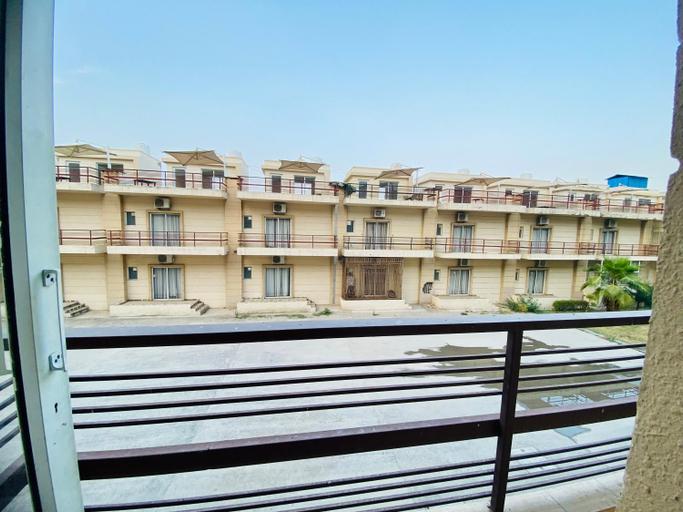 Balcony/terrace 5, Nikunj Abodes , Mathura