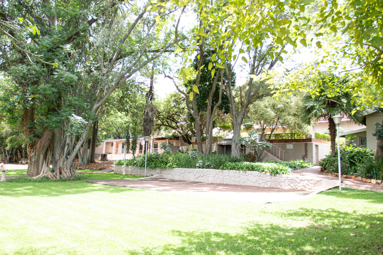 Others 4, Ananda Lodge, Bojanala