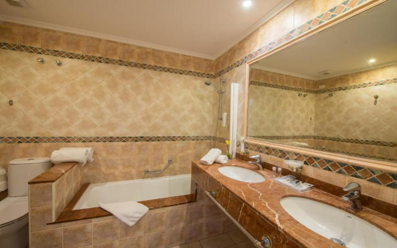 Bathroom 4, Bull Vital Suites & Spa Boutique Hotel - Only Adults, Las Palmas