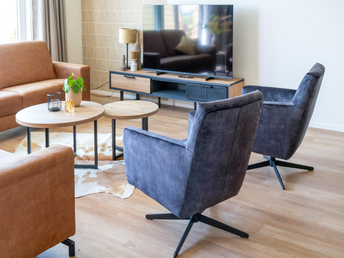 Others 5, Group Getaway in Friesland, Littenseradiel