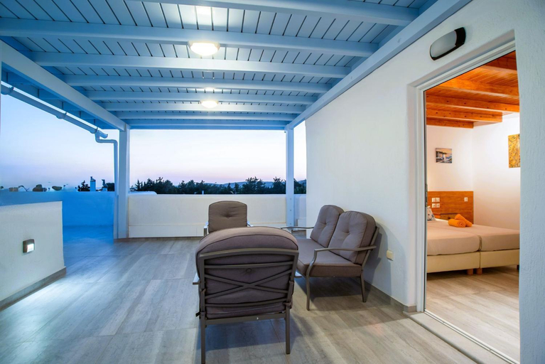 2, Third floor with sea view Double or twin room with private terrace, South Aegean