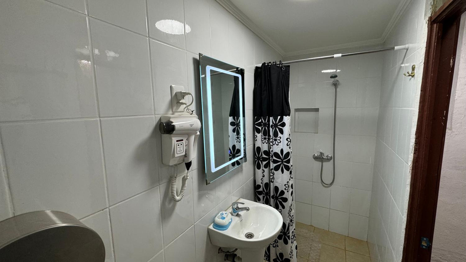 Bathroom 3, casona Mancora, Santiago