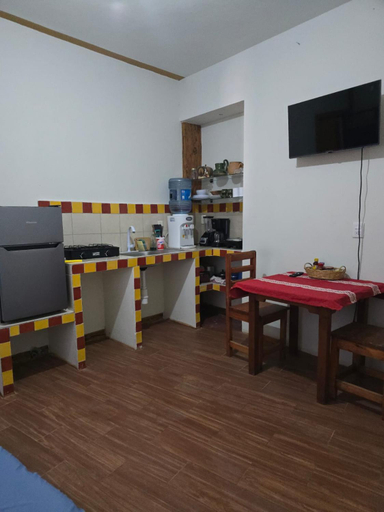 Others 5, Casa Donaji, Del Centro