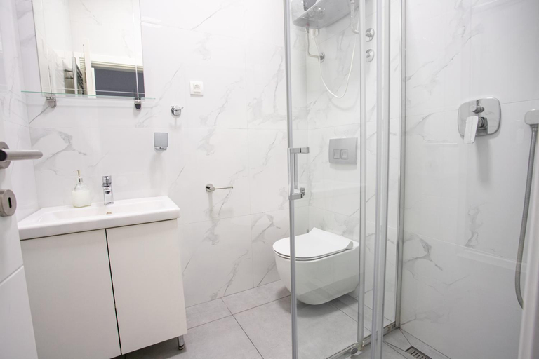 Bathroom 2, Etoile City Center Apartments- Obilicev venac, Belgrade