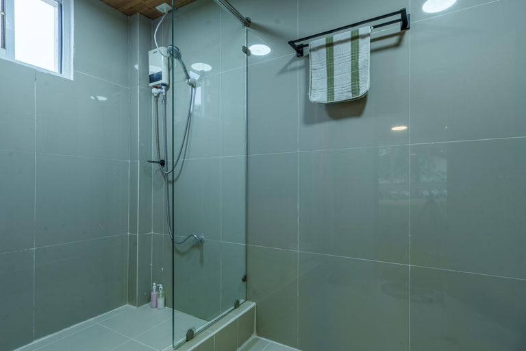 Bathroom 3, Luxury Residence #1 @ Camp John Hay nr Eco trails, Baguio City