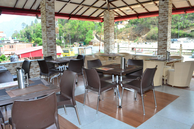 Food & Drinks 4, Daandikaanthi Hotel, Garhwal