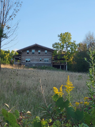 Others 3, Firefly Creek Lodge, Ontario