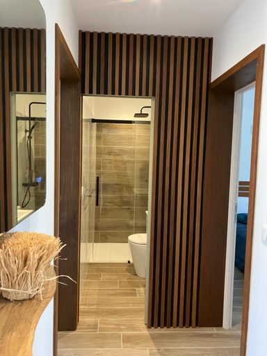 Bathroom 3, Villa vue mer a 300m du centre ville de Porto-Vecchio, Corse-du-Sud
