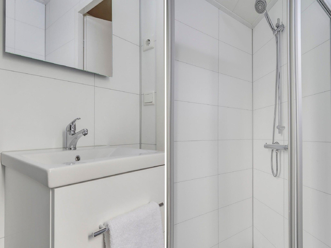Bathroom, Chalet by Forest Edge with Modern Design, Hof van Twente