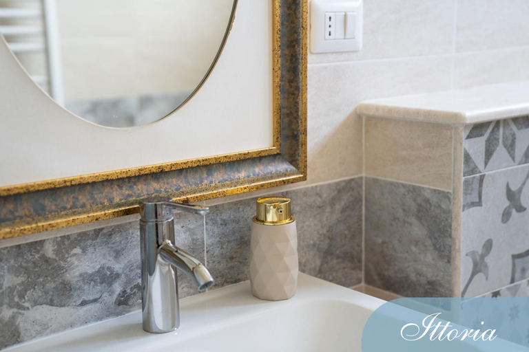 Bathroom 3, DOMUS DEIANAS -two comfortable apartments in Cagliari, Cagliari