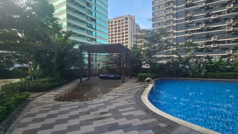 Sport & Beauty 2, Awesome Value, Great Location, Makati City